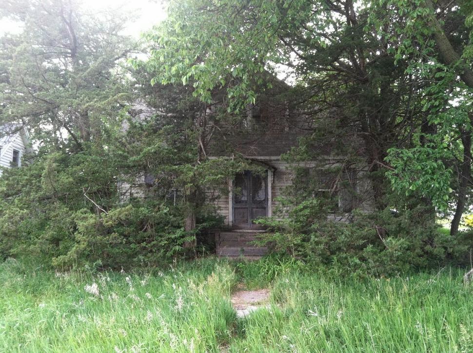 Dünya Üzerindeki Terk Edilmiş Unutulan Evler Rooteto